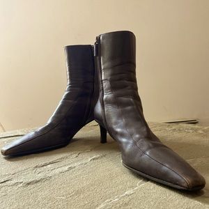 Vintage Leather Gucci Ankle Boots